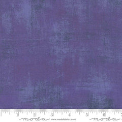Purple grunge blender with ruler