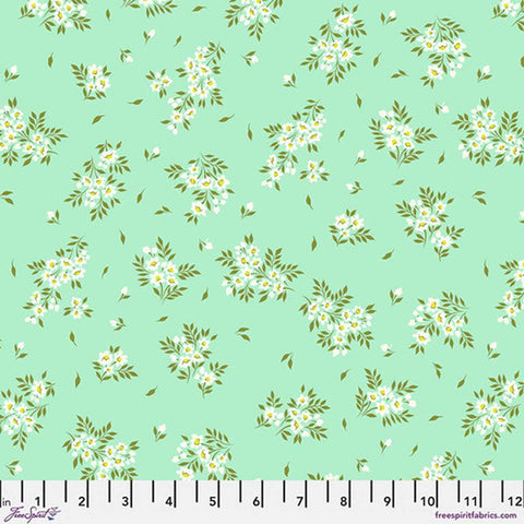 Green ditzy flower blender print with ruler